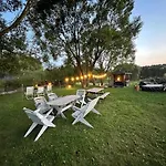 Glamp Glamour*****
