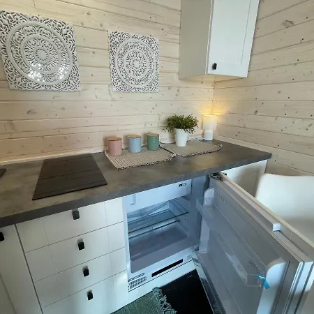 Glamp Glamour*****